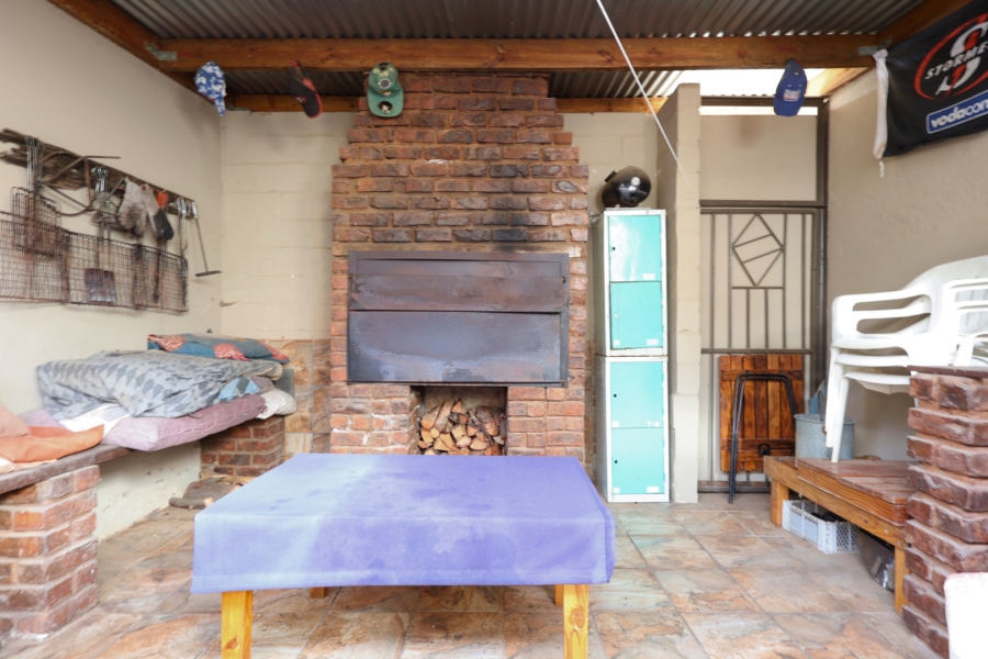 3 Bedroom Property for Sale in Fairy Glen Western Cape